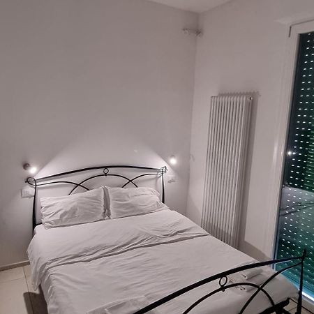 Farolfi Apartments Galliera Болонья Экстерьер фото